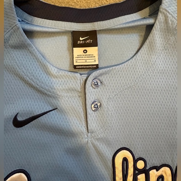 Nike DriFit North Carolina Tar Heels Baseball Jersey - Men’s Medium - Picture 2 of 4